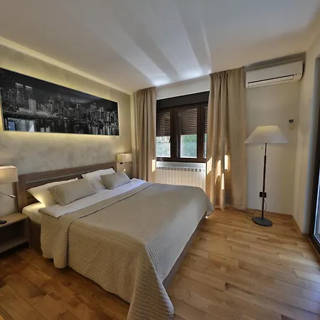 Apartment Palace Center *